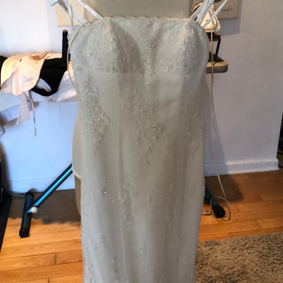 Justin Alexander wedding dress - Picture 2 of 7